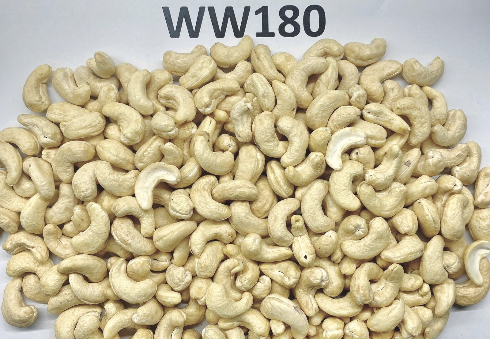 Vietnamese export cashew kernels